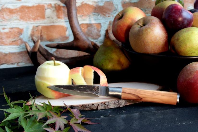 Knife for fruits and vegetables